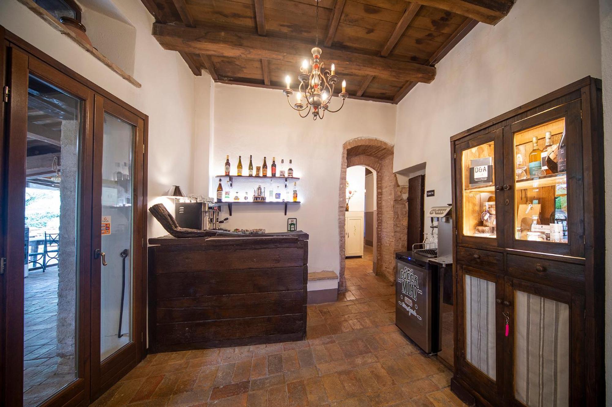 La Maesta Antica Dimora Di Campagna Villa Foligno Luaran gambar