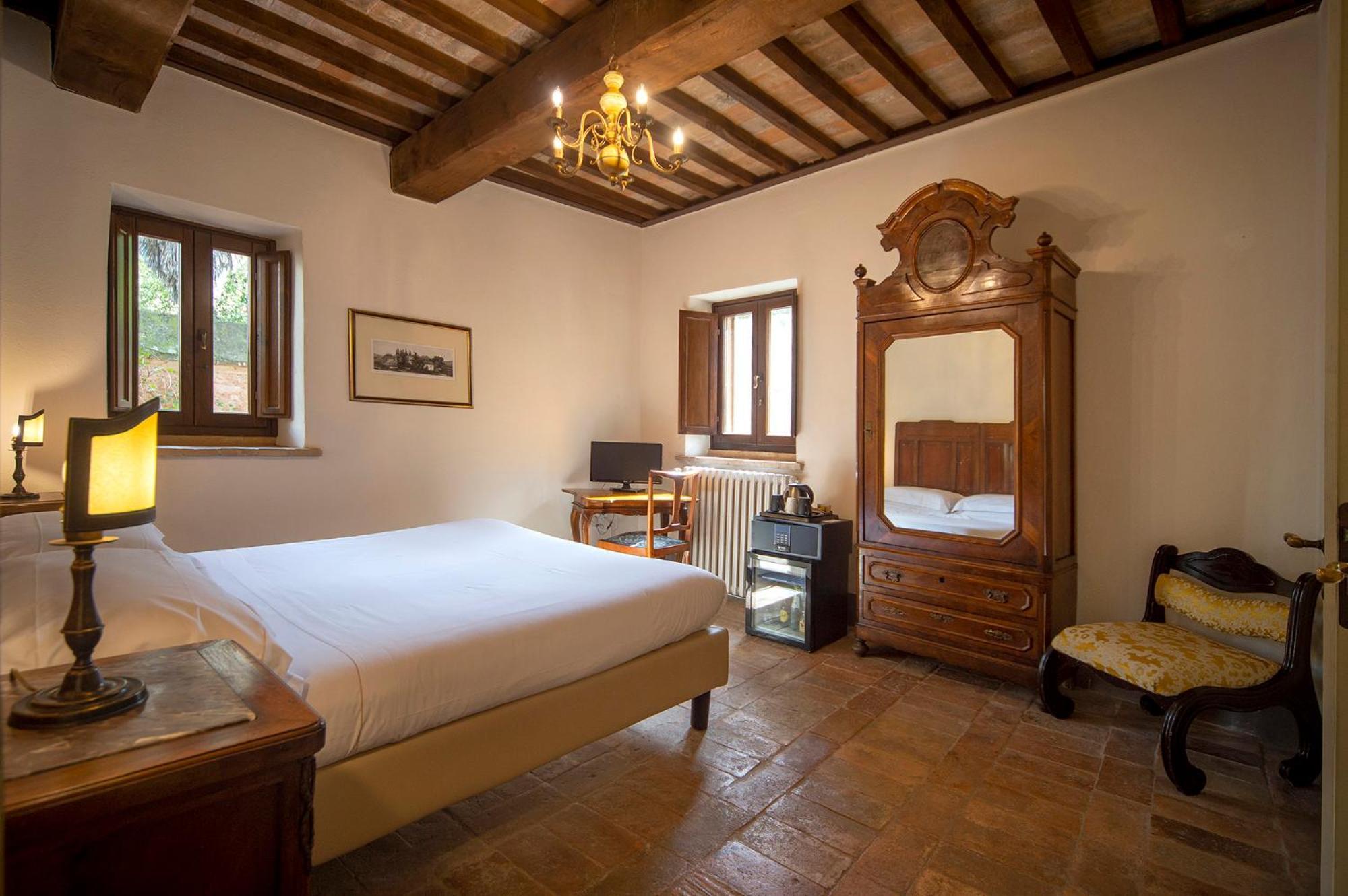 La Maesta Antica Dimora Di Campagna Villa Foligno Luaran gambar
