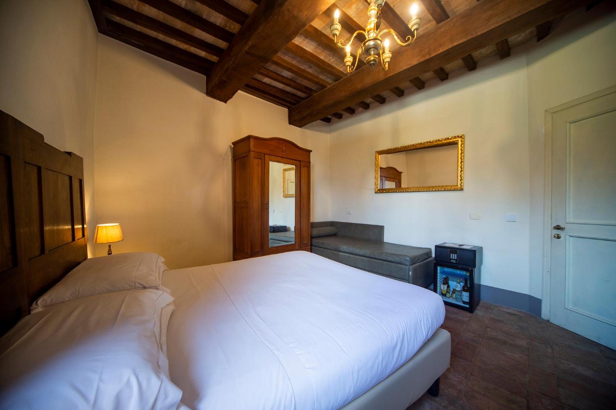 La Maesta Antica Dimora Di Campagna Villa Foligno Luaran gambar